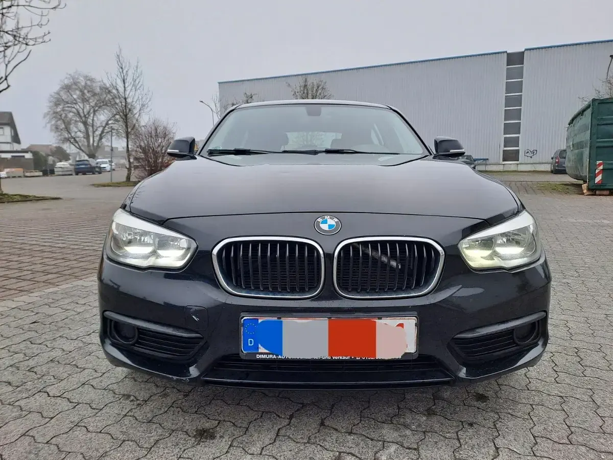 Gebraucht BMW 116 116 PS (85 kW) 2015 Schwarz Kleinwagen