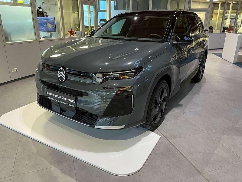 Neu Citroën C5 145 PS (106 kW) 2025 Astoriagrün Limousine