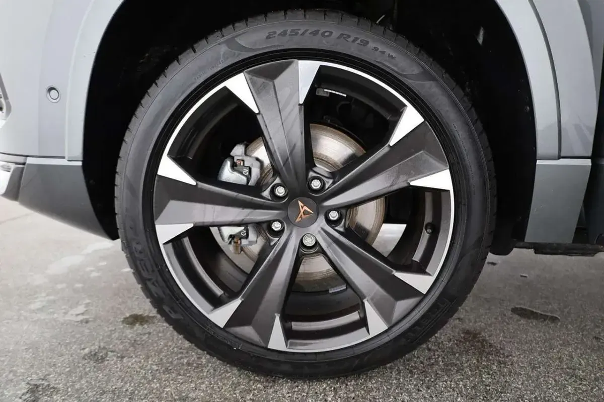Usata Cupra Ateca Basis 190 CV (139 kW) 2026 Grigio SUV