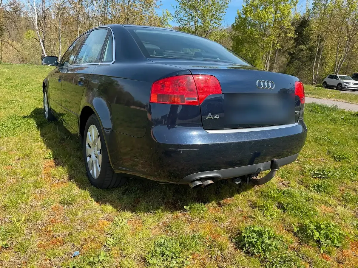 Gebraucht Audi A4 140 PS (102 kW) 2006 Blau Limousine