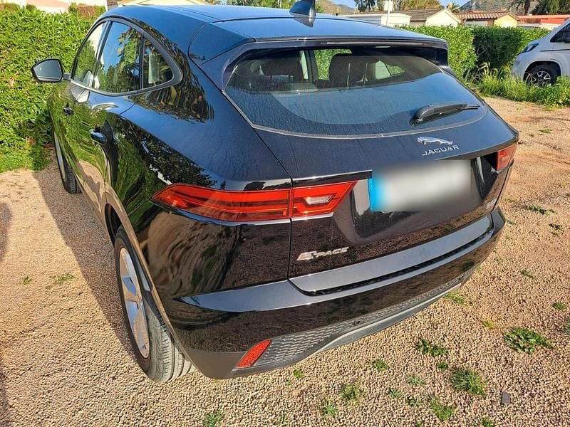 Second-hand Jaguar E-Pace R-Dynamic 150 CP (110 kW) 2020 Negru SUV