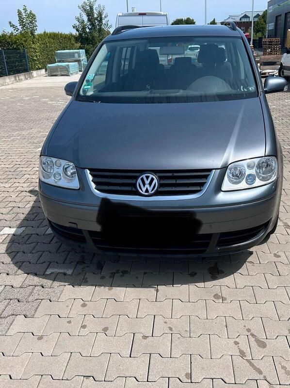 Grau Gebraucht 2006 VW Touran Van / Kleinbus | 1.825 € (Guter Preis) - Bild 1/4