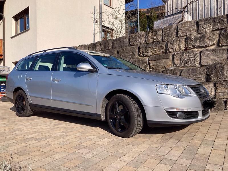 Gebraucht VW Passat 105 PS (77 kW) 2008 Silber Kombi