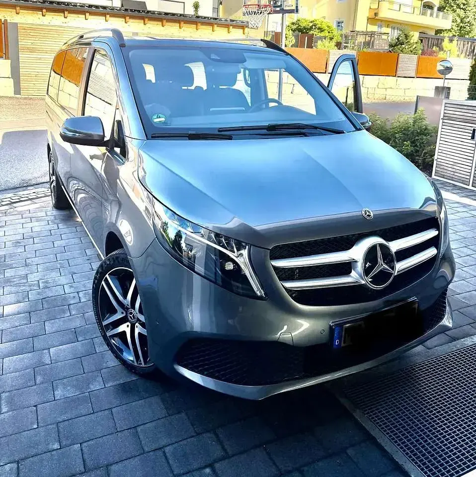 Gebraucht Mercedes V250 Edition 190 PS (139 kW) 2022 Grau Van / Kleinbus