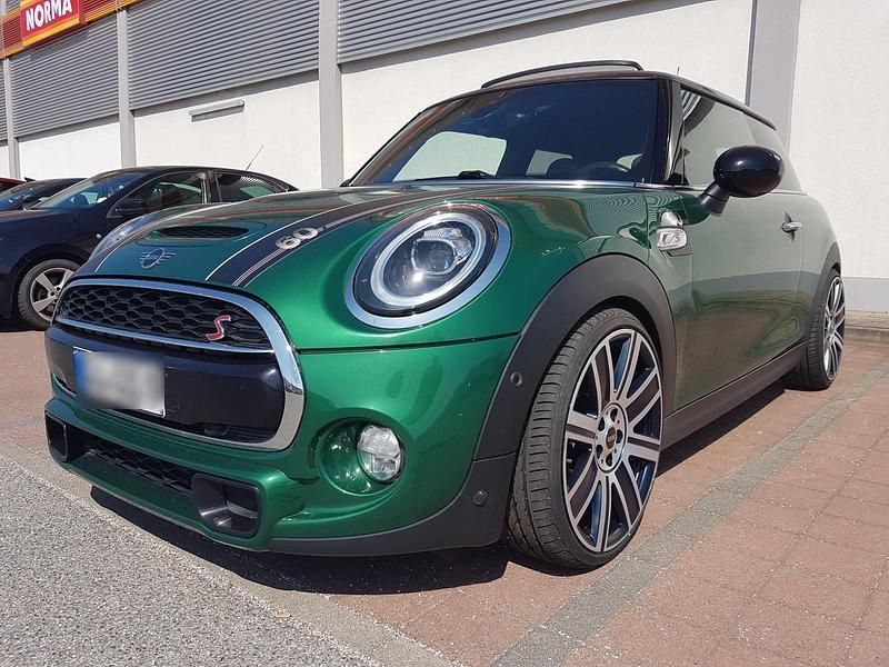 Grün Gebraucht 2019 Mini Cooper S Kleinwagen | 16.800 € (Superpreis) - Bild 1/4