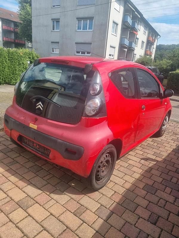 Rot Gebraucht 2006 Citroën C1 Kleinwagen | 750 € (Superpreis) - Bild 1/4