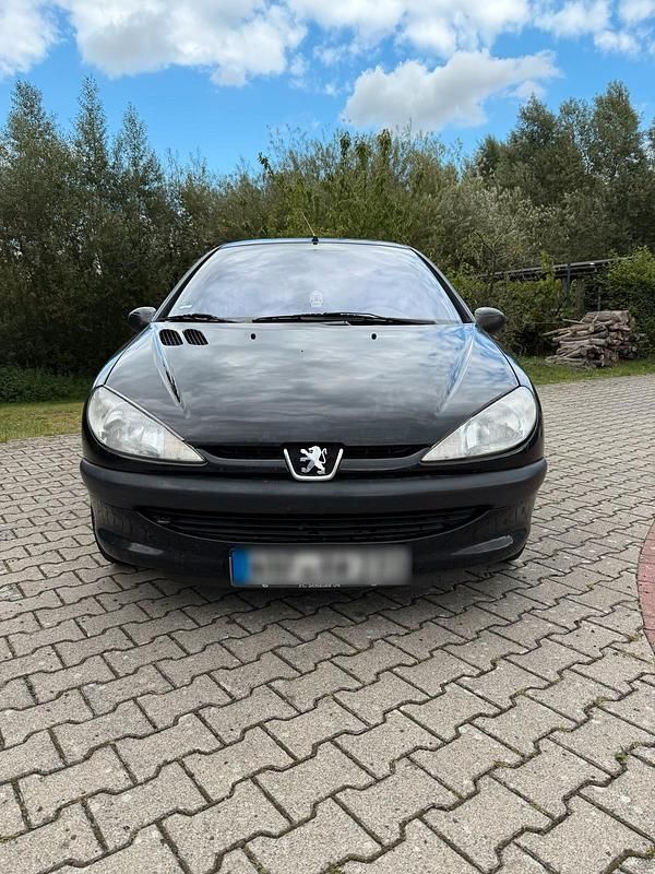 Schwarz Gebraucht 2002 Peugeot 206 Kleinwagen | 700 € (Guter Preis) - Bild 1/4