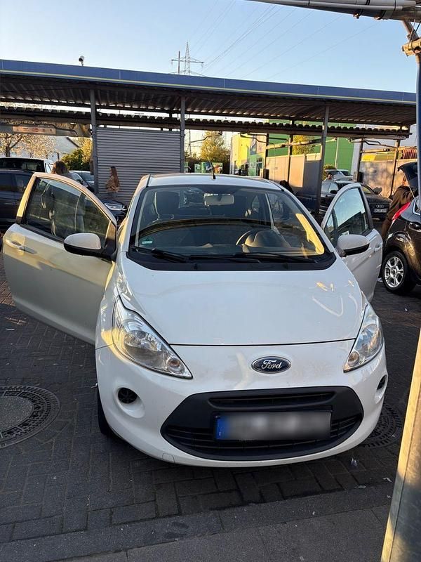 Gebraucht Ford Ka Titanium 69 PS (50 kW) 2009 Weiß Kleinwagen