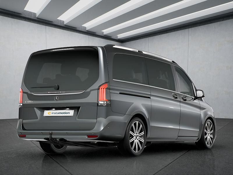 Gebraucht Mercedes V300 237 PS (174 kW) 2025 Blau Van / Kleinbus