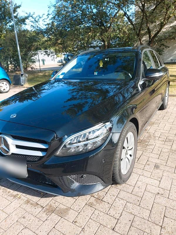 Schwarz Gebraucht 2025 Mercedes 200 Kombi | 20.000 € - Bild 1/4