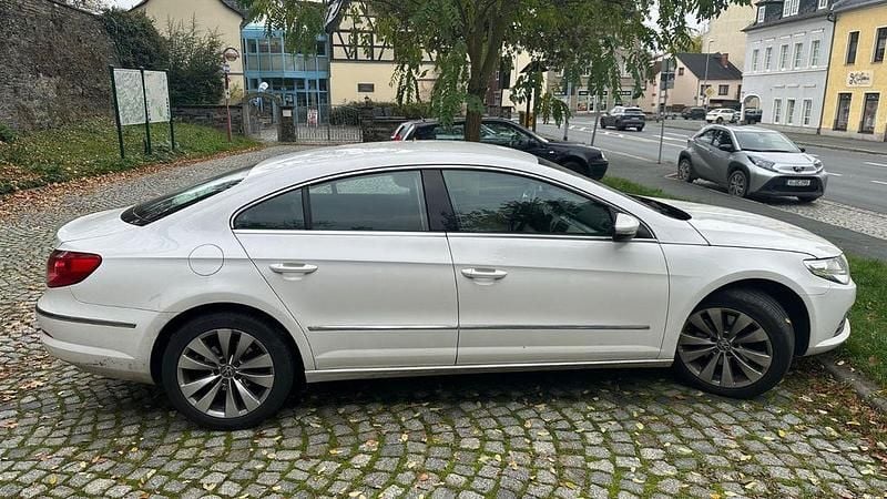 Weiß Gebraucht 2011 VW CC Limousine | 6.700 € (Superpreis) - Bild 1/4