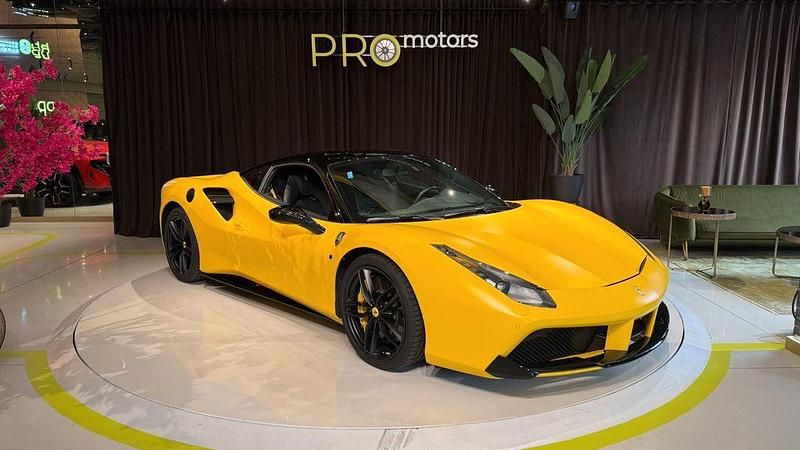Gebraucht Ferrari 488 669 PS (492 kW) 2018 Gelb