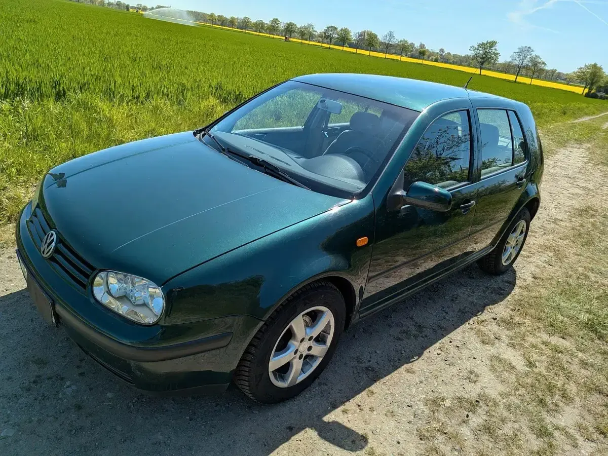 Gebraucht VW Golf III 75 PS (55 kW) 1999 Grün Limousine