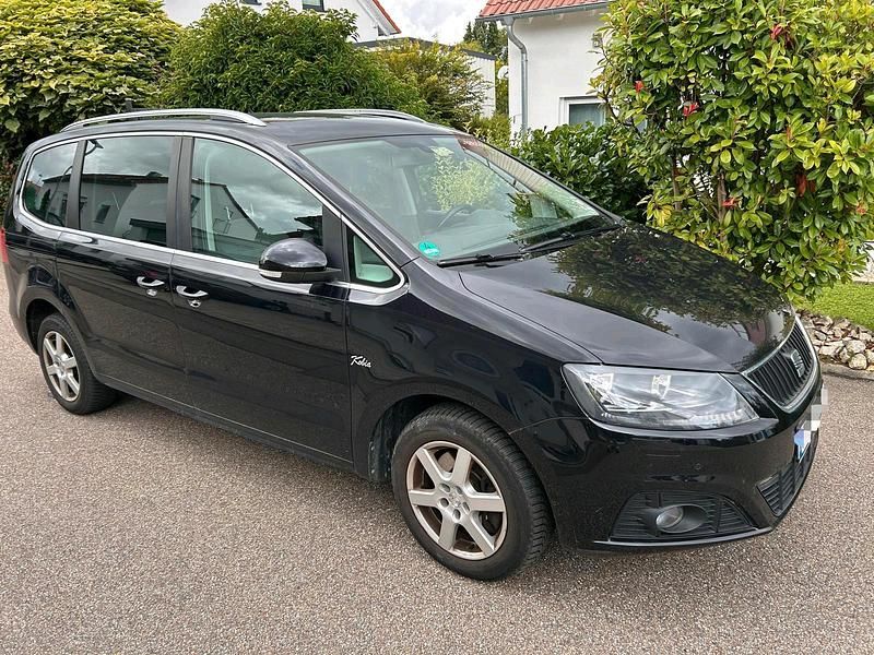 Schwarz Gebraucht 2013 Seat Alhambra Ecomotive Van / Kleinbus | 6.600 € (Superpreis) - Bild 1/4