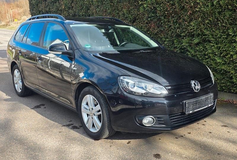 Gebraucht VW Golf VII Match 140 PS (102 kW) 2012 Schwarz Kombi