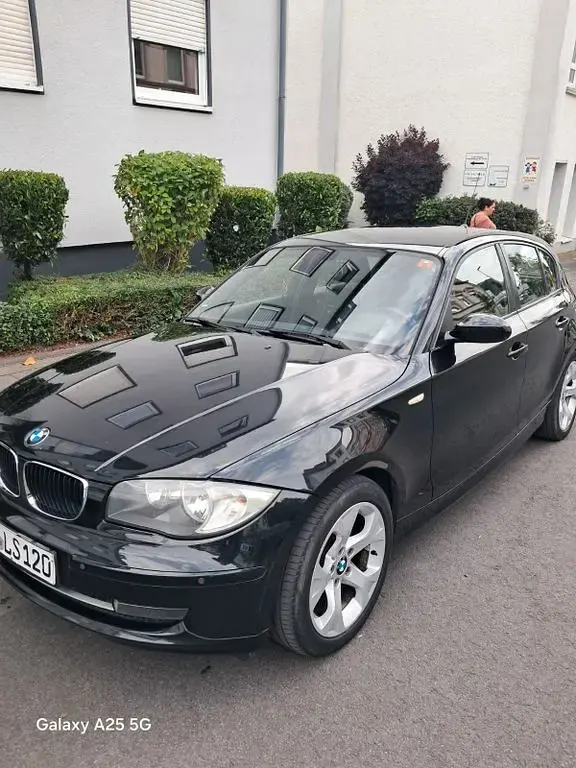 Gebraucht BMW 120 177 PS (130 kW) 2007 Schwarz Kleinwagen