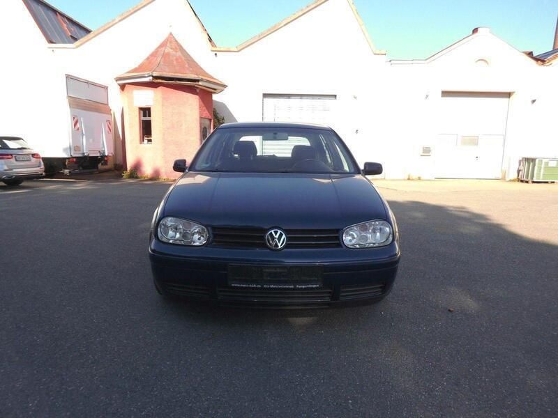 Gebraucht VW Golf IV Basis 105 PS (77 kW) 2003 Blau Limousine