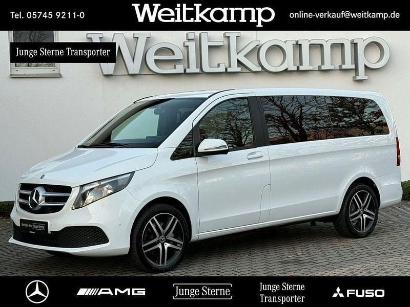 Arktikweiß Gebraucht 2021 Mercedes V220 Van / Kleinbus | 32.995 € (Guter Preis) - Bild 1/4