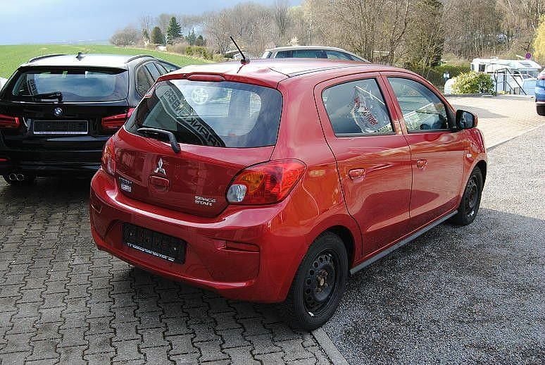 Gebraucht Mitsubishi Space Star Active 71 PS (52 kW) 2017 Rot Kleinwagen