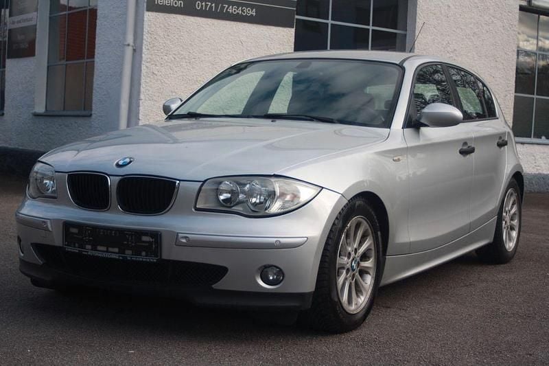 Gebraucht BMW 118 Advantage 129 PS (94 kW) 2007 Silber Kleinwagen