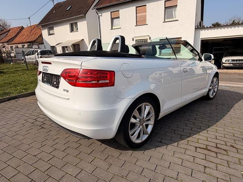 Gebraucht Audi A3 Cabriolet Ambition 125 PS (91 kW) 2012 Weiß Cabrio