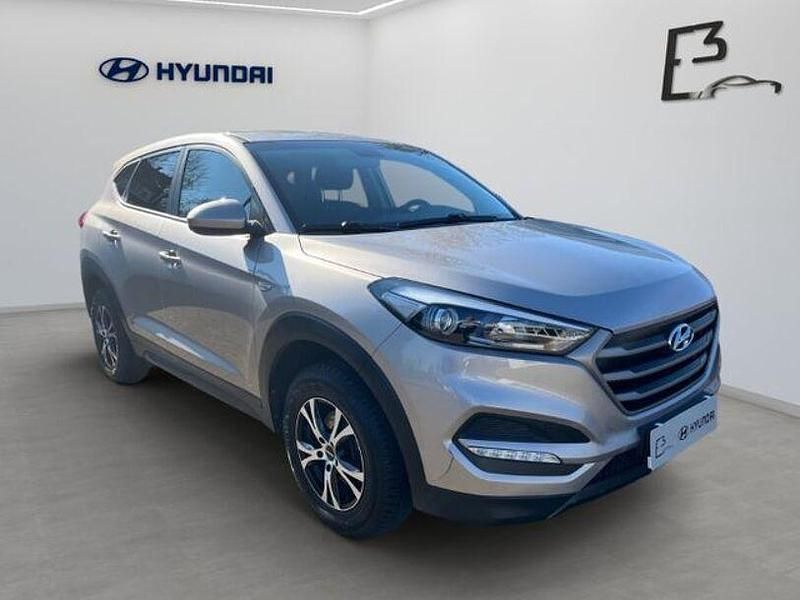 Gebraucht Hyundai Tucson Classic 132 PS (97 kW) 2016 Gold SUV