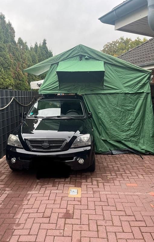 Schwarz Gebraucht 2006 Kia Sorento SUV | 1.999 € (Guter Preis) - Bild 1/4