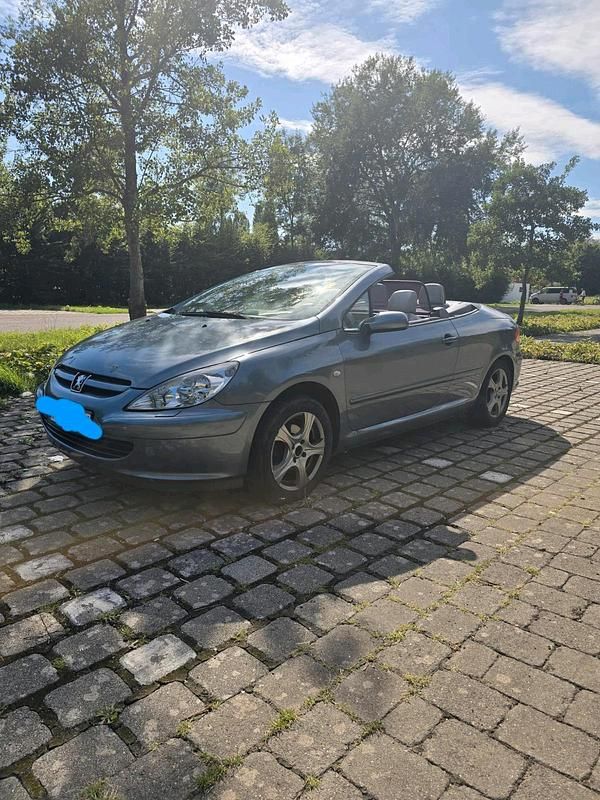 Blau Gebraucht 2005 Peugeot 307 CC Cabrio | 1.990 € (Fairer Preis) - Bild 1/4