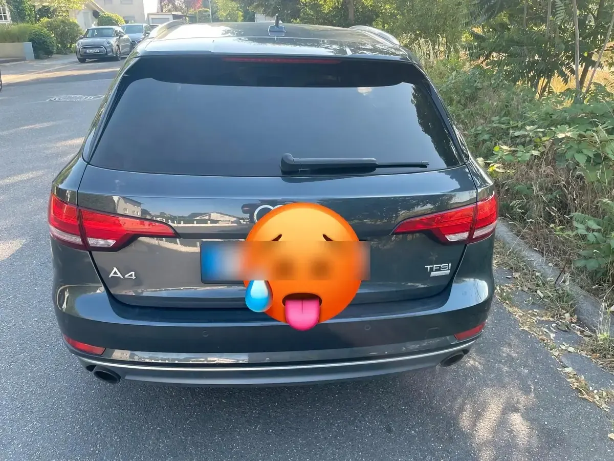Gebraucht Audi A4 Comfort 190 PS (139 kW) 2017 Grau Kombi