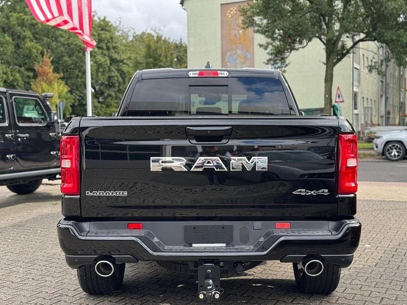 Neu Dodge Ram 420 PS (308 kW) 2025 Diamond black Pickup