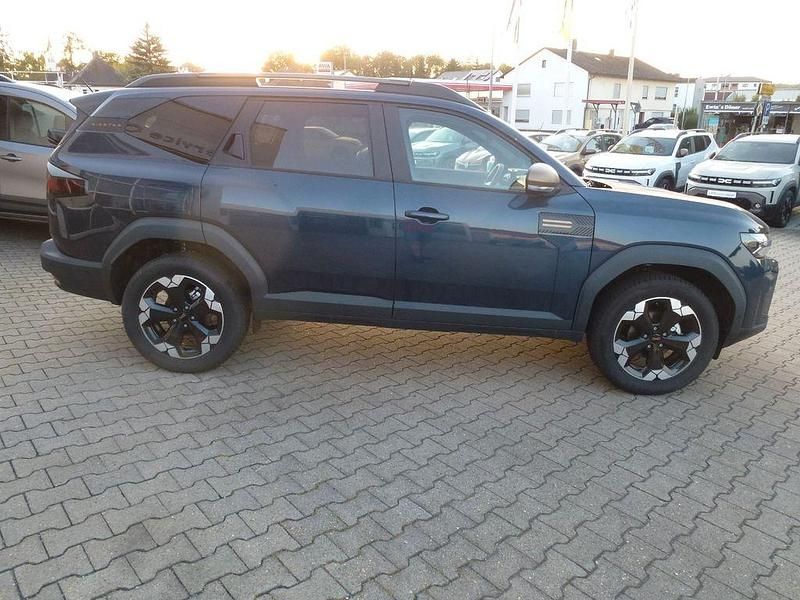 Neu Dacia Bigster Extreme 131 PS (96 kW) 2025 Blau SUV