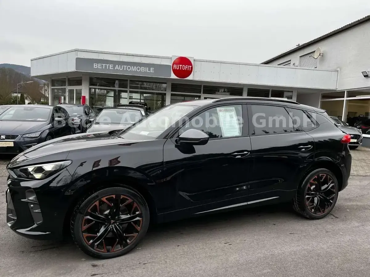 Neu Cupra Terramar VZ 265 PS (194 kW) 2025 Schwarz SUV