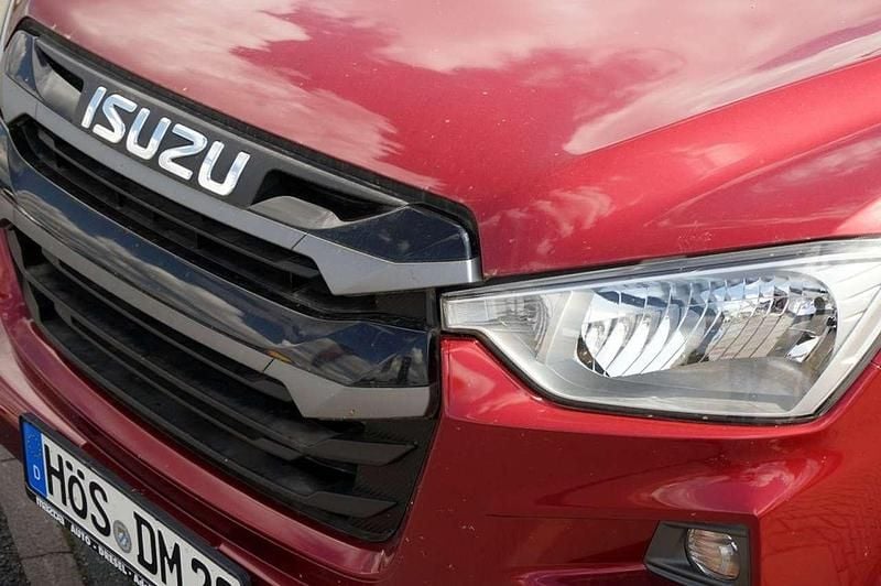 Occasion Isuzu D-Max 163 ch (119 kW) 2024 Rouge Pick-up