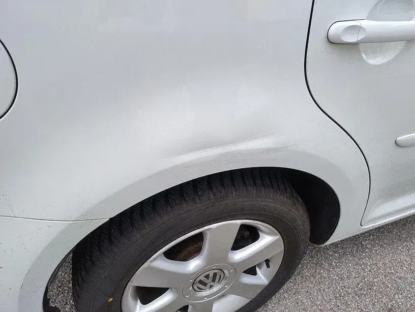 Gebraucht VW Touran Cup 140 PS (102 kW) 2014 Weiß Van / Kleinbus