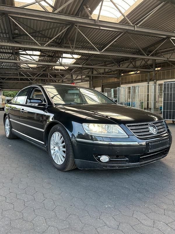 Schwarz Gebraucht 2004 VW Phaeton Limousine | 3.000 € (Superpreis) - Bild 1/4