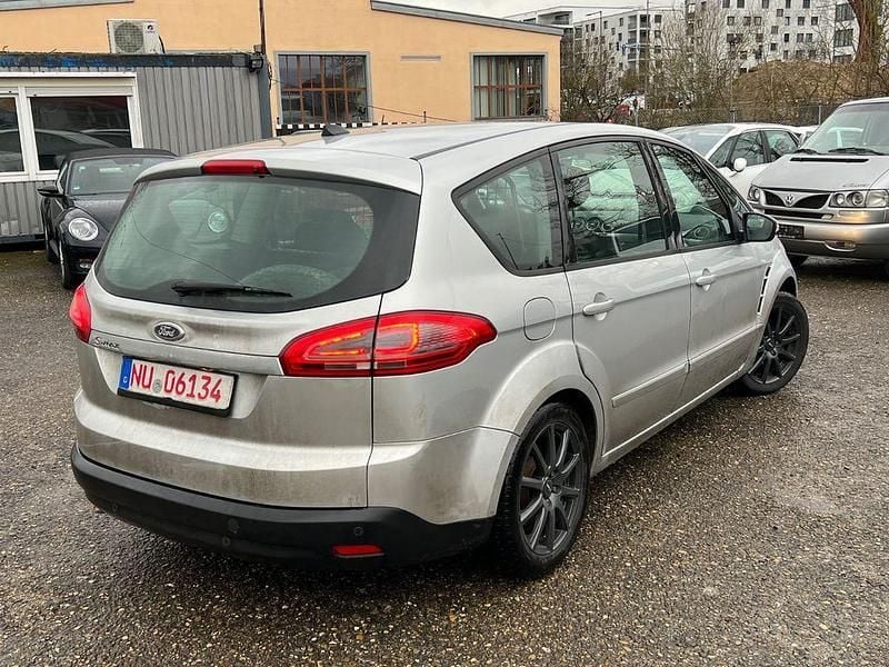 Gebraucht Ford S-MAX Trend 140 PS (102 kW) 2015 Silber Van / Kleinbus