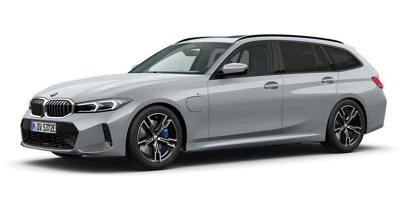 Grau Gebraucht 2024 BMW 330e Comfort Edition Kombi | 48.853 € (Teuer) - Bild 1/4