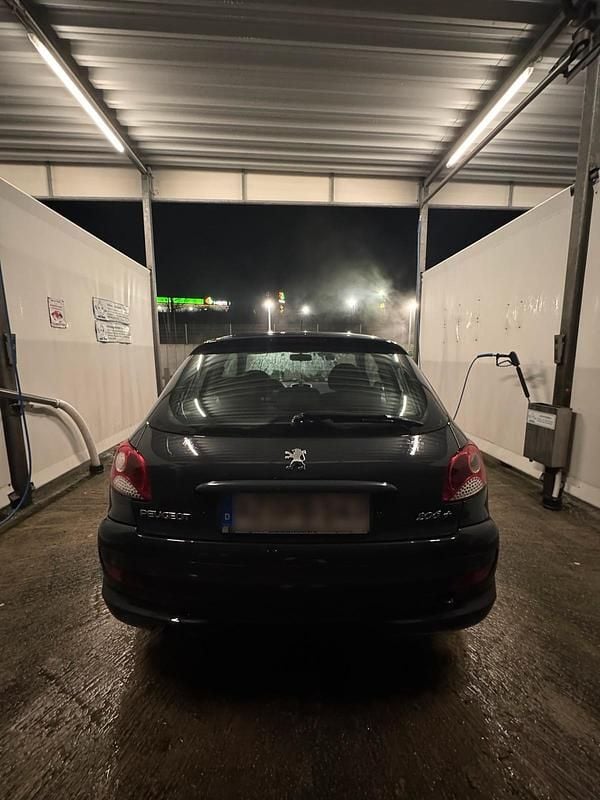 Gebraucht Peugeot 206+ 73 PS (53 kW) 2009 Grau Kleinwagen
