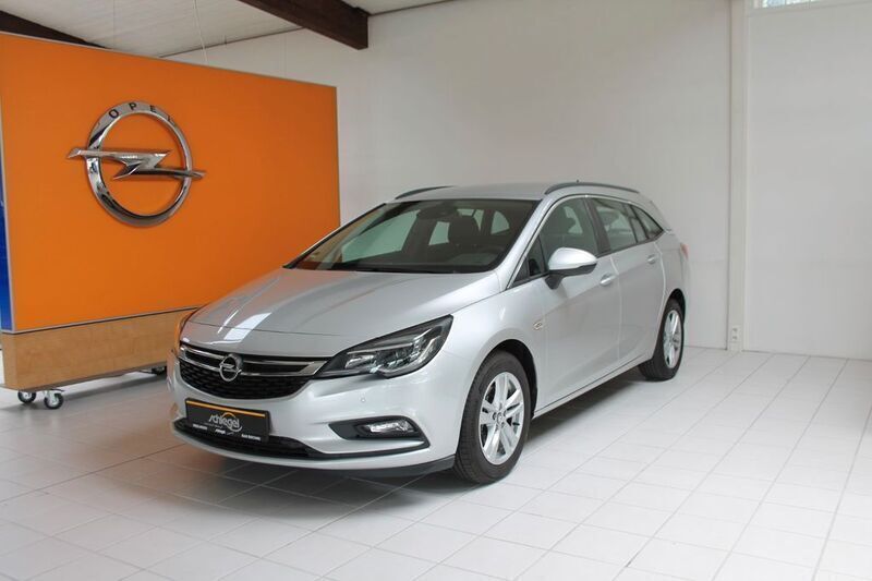 Silber Gebraucht 2019 Opel Astra Business Kombi | 12.760 € (Etwas zu teuer) - Bild 1/4