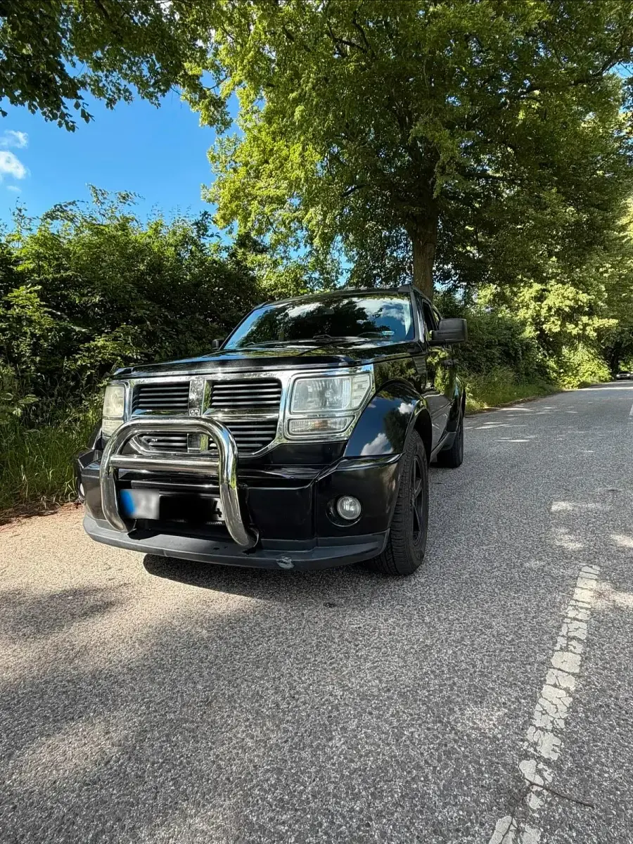 Gebraucht Dodge Nitro SXT 177 PS (130 kW) 2010 SUV
