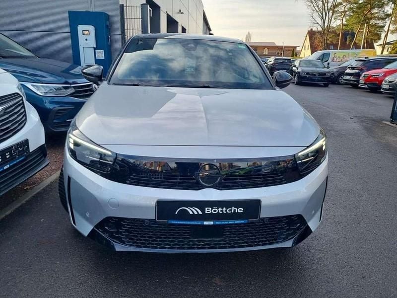 Gebraucht Opel Corsa 101 PS (74 kW) 2025 Grau/typ aussenverkleidung met Limousine