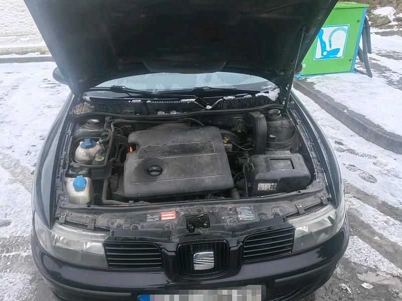 Gebraucht Seat Leon 100 PS (73 kW) 2004 Schwarz Kleinwagen