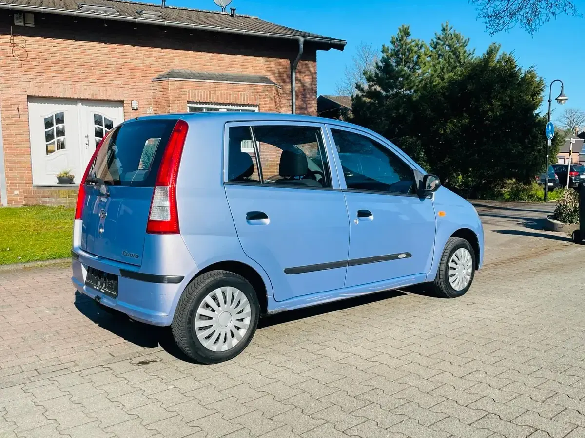 Gebraucht Daihatsu Cuore 58 PS (42 kW) 2005 Blau Kleinwagen