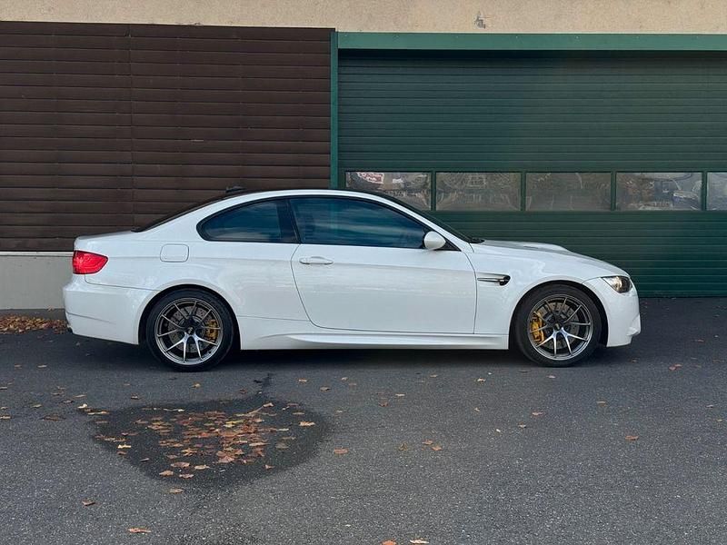 Gebraucht BMW M3 Performance 420 PS (308 kW) 2009 Weiß Coupé
