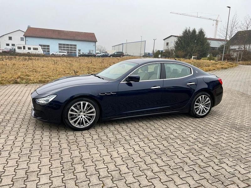 Gebraucht Maserati Ghibli 411 PS (302 kW) 2015 Blau Limousine