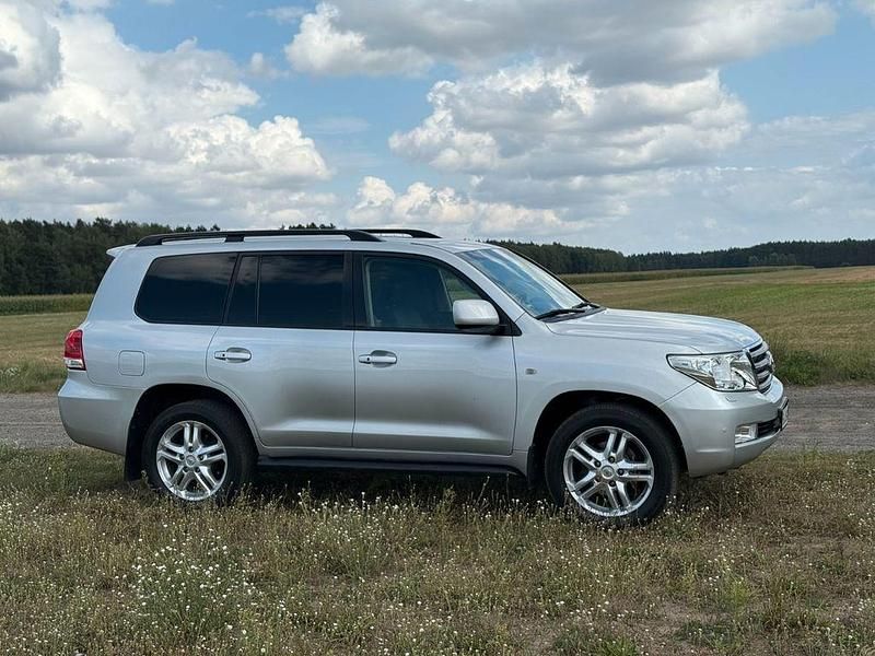 Silber Gebraucht 2008 Toyota Land Cruiser Executive SUV | 29.995 € (Superpreis) - Bild 1/4