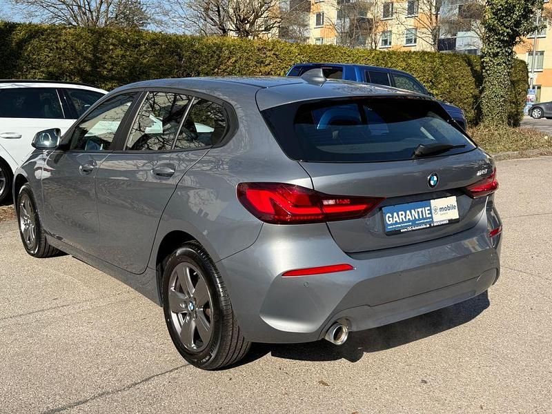 Gebraucht BMW 118 Advantage 136 PS (100 kW) 2023 Grau Kleinwagen