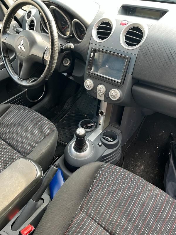 Gebraucht Mitsubishi Colt 95 PS (69 kW) 2008 Schwarz Kleinwagen