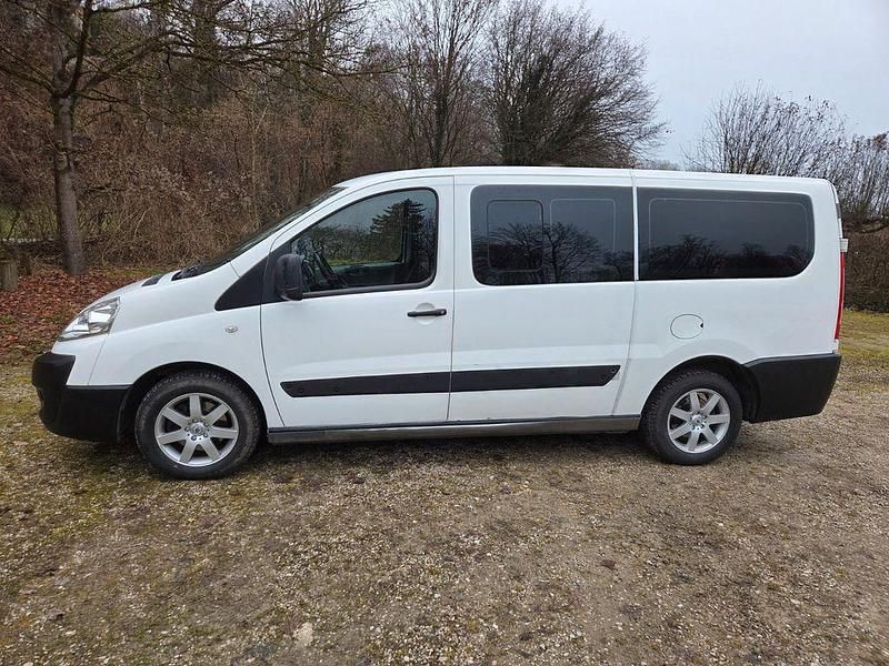 Gebraucht Fiat Scudo 128 PS (94 kW) 2013 Weiß Van