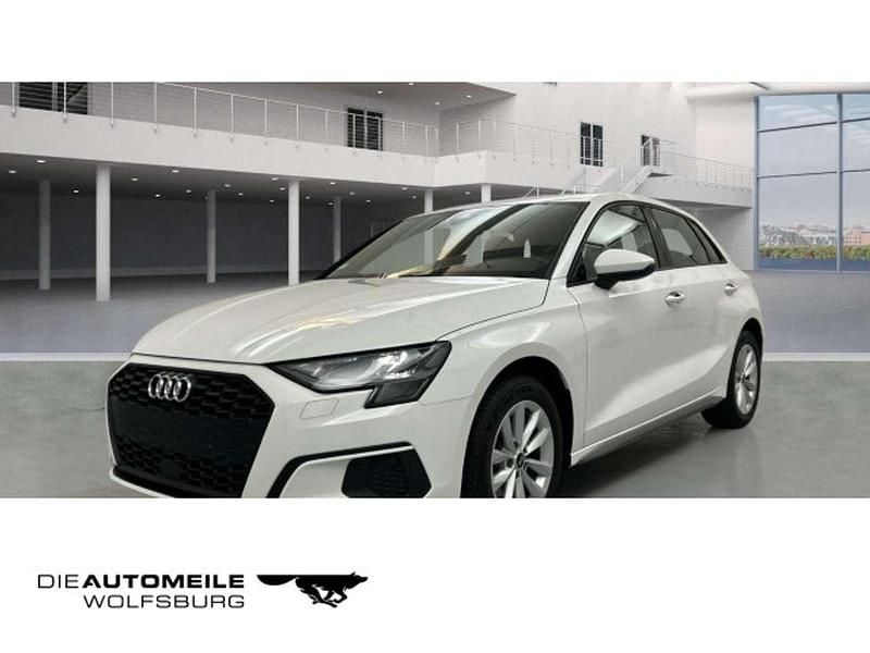 Ibisweiß Gebraucht 2022 Audi A3 Limousine | 23.690 € (Guter Preis) - Bild 1/4